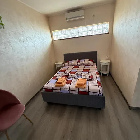 ゲストハウス Casa Florenta 3*